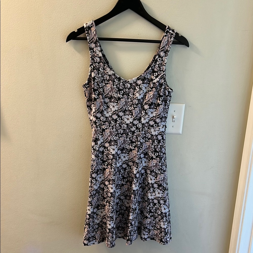 Black and Purple V-Neck Sleeveless Mini Sundress